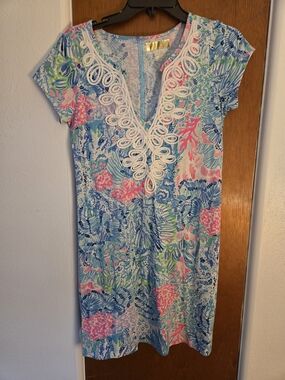 Lilly Pulitzer Blue Multi-Color Resort Shift Dress with Embroidered Neck